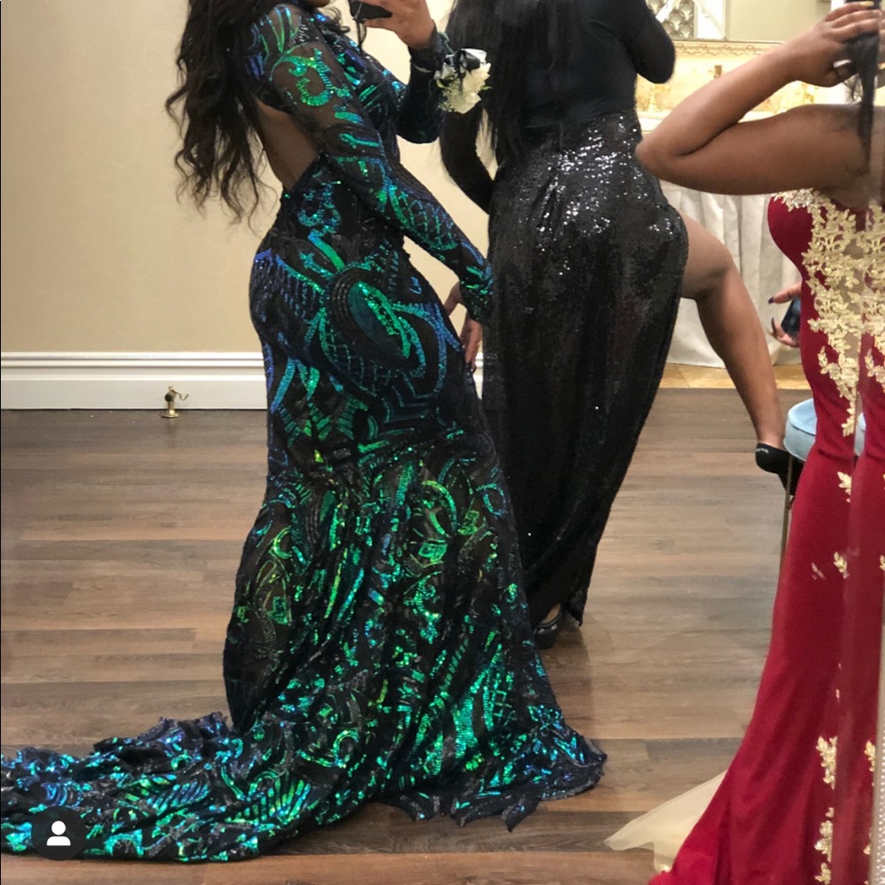 Prom dress
